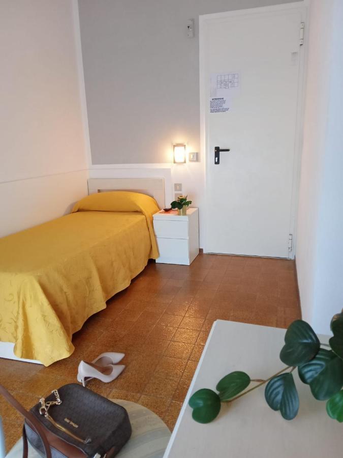 Hotel Haiti Milano Marittima Ngoại thất bức ảnh